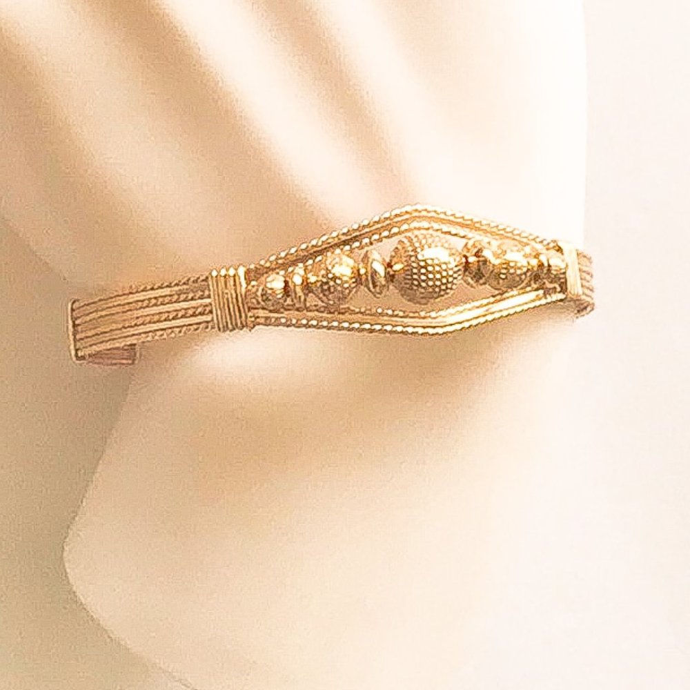 Gold Wire Wrapped Bracelet with Graduating Beads